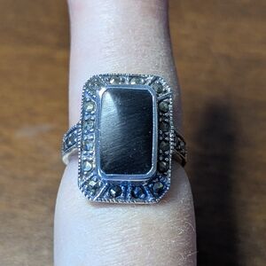 RING Onyx Marcasite Sterling Silver Ring - Vintage! Size 8